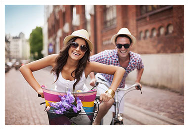 improve-relationships Couple riding bikes